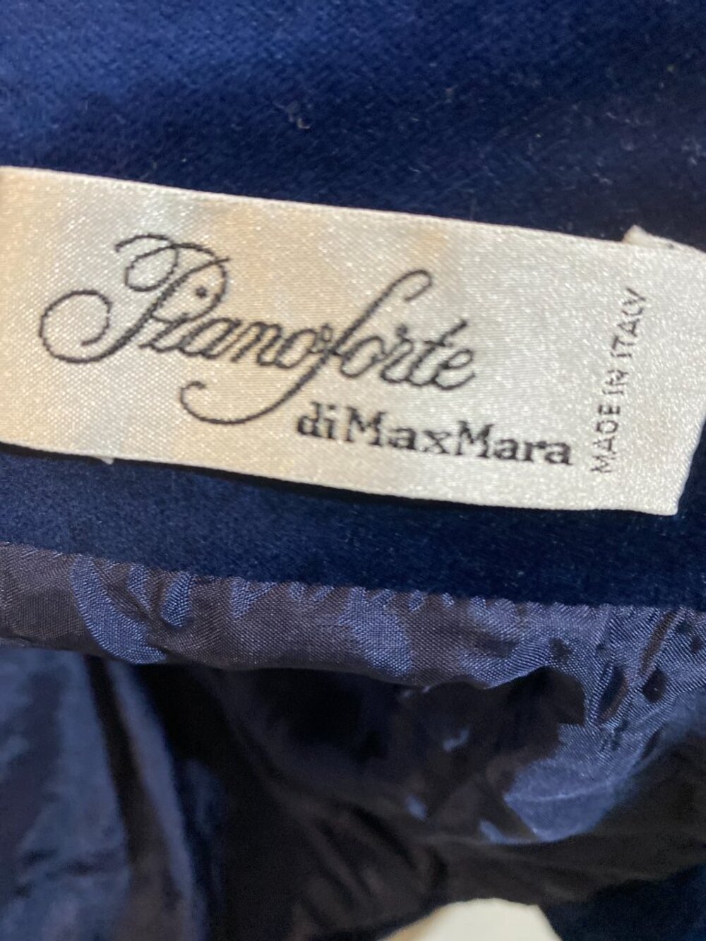 Max Mara Pianoforte ~ Quiet Luxury ~ Vintage Velveteen Quilted Cropped Jacket - Picture 6 of 7
